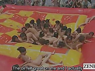 자막 거대한 그룹 의 일본의 nudists 기름 레슬링