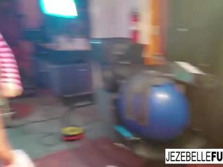 Lezbické dospelé video s jezebelle a leya