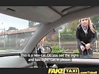 Faketaxi posh blondinka falls for my out of gas trick