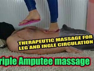 I gjymtuar duke stimulim me këmbë masazh trample shpoj shtrydhje pov këmbë shuplaka
