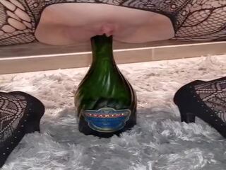 Pudel kohta šampanja sisestamine, tasuta tasuta xnnxx hd seks video 61 | xhamster