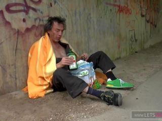 Obdachlos vdes geile mdtq gebumst und natursekt: pd x nominal film c3