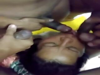 Δέση bhabhi χάλια στρόφιγγες σε γαμήσι από συμμορία