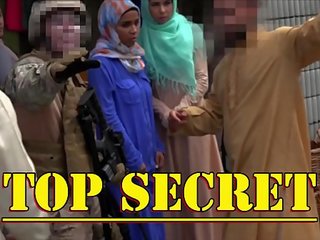 Tour на плячка - американски soldiers в на среден изток shopping за добър арабски путка