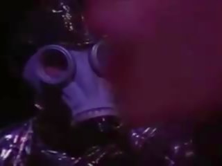 Gas masker gangbang: gratis hardcore vies video- vid 95