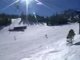 Enticing brunete fucked grūti tikko pēc snowboarding
