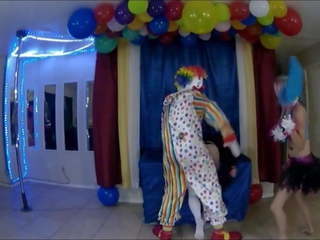 La pornstar comédie film la pervy la clown montrer: adulte vidéo 10