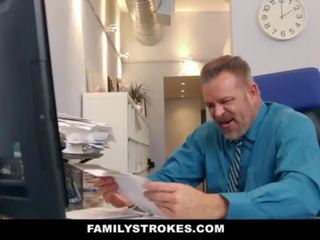 Familystrokes - جزء وقت خطوة تلميذة يصبح full-time نزوة امرأة