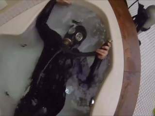 Underwater in Gas Mask, Free Latex xxx clip video c6
