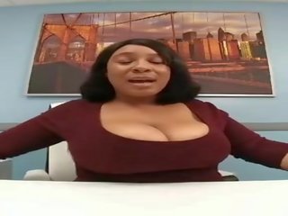 Big Titty Ebony Jiggling Boobs in Office, xxx video a7