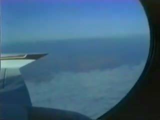 V the airplane: volný americký x jmenovitý film klip 4d