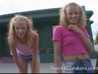 Gigis - jovem loira twin meninas