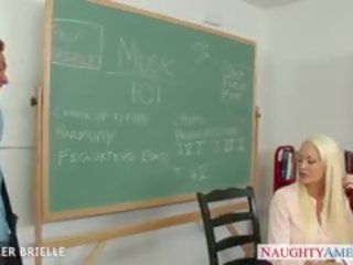 Blonde Teacher Summer Brielle Fuck In Classroom